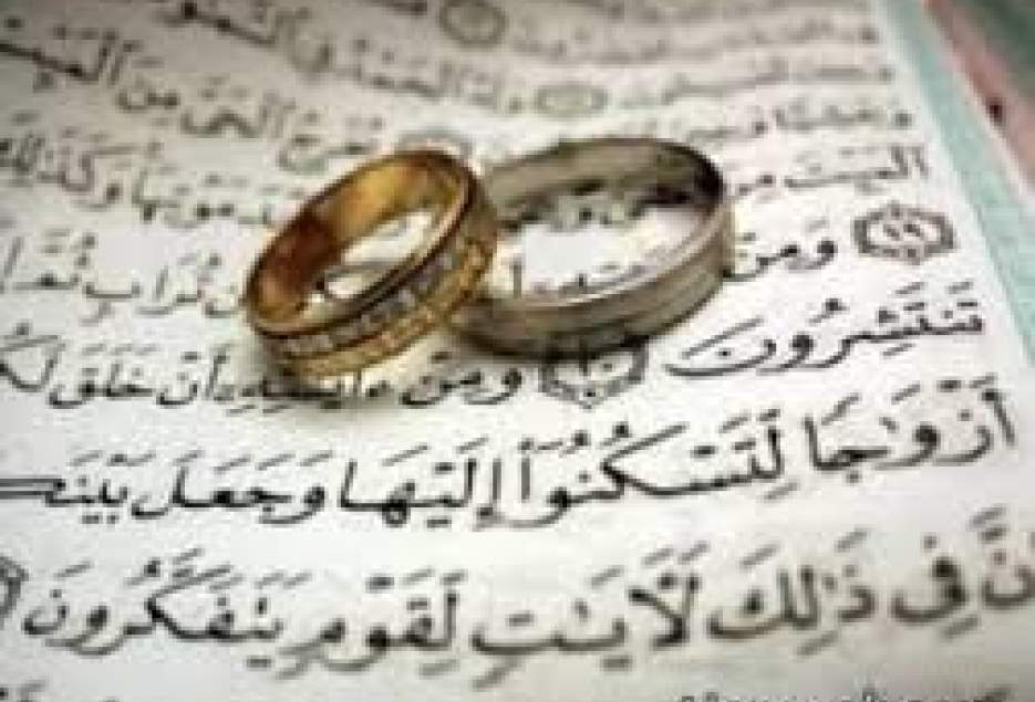 رواج ازدواج های تجملاتی باعث هراس جوانان از ازدواج شده است