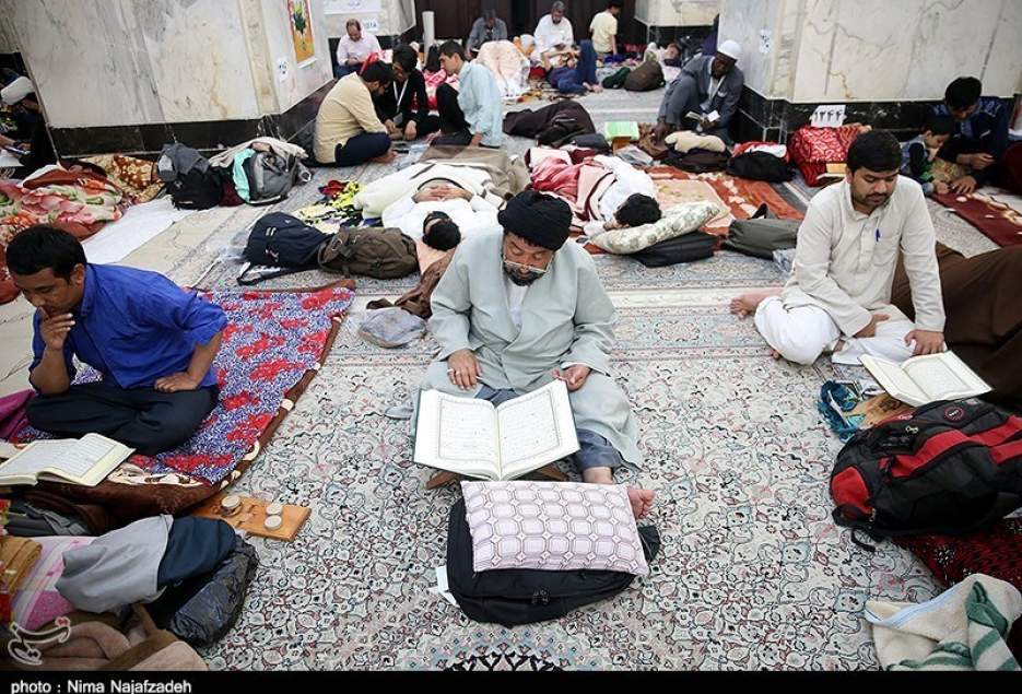 ۱۹ هزار نفر در ۲۱ مسجد قم معتکف می‌شوند