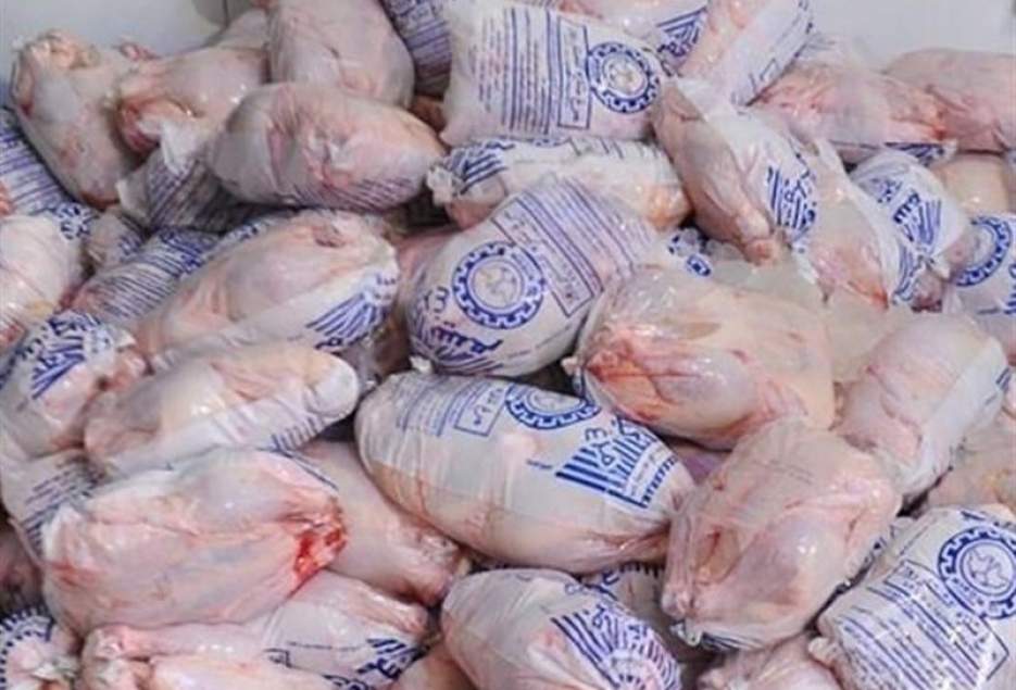 ۳۰ تن مرغ مازاد بر تولید برای تنظیم بازار در قم توزیع می‌شود