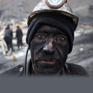 فریاد بی‌صدای کارگران بزرگ‌ترین معدن منگنز خاورمیانه در قم