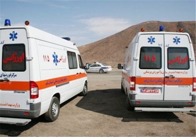 بروز حادثه برای آمبولانس اورژانس ۱۱۵ قم/فوت راننده زانتیا در صحنه