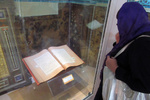 بازدید دو نفر از مسئولان موزه لوور فرانسه از موزه آستان مقدس قم