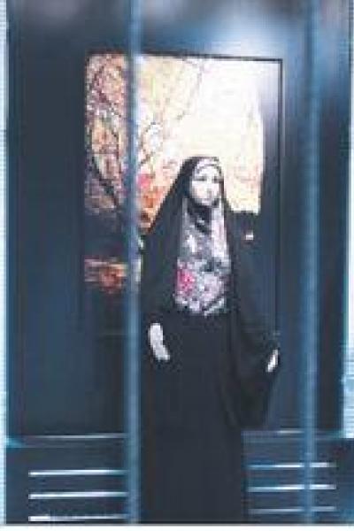 حجاب برتر زنان ایرانی در انحصار چشم بادامی ها