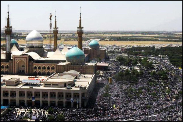 اعزام بیش از ۲۵ هزار زائر به مرقد امام خمینی(ره)توسط ۶۰۰ دستگاه اتوبوس