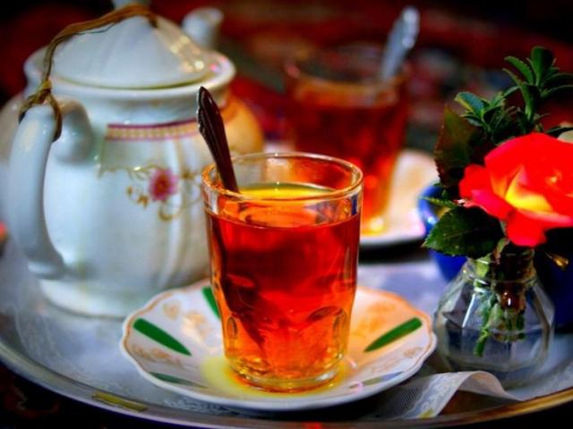 گیلان|  دستگاه های اجرایی از خرید چای ایرانی اجتناب می کنند