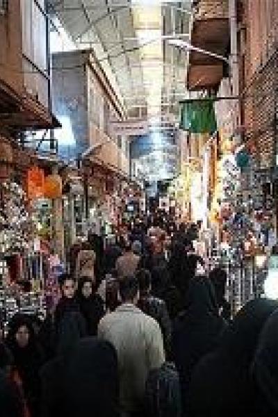 دشمن اهتمام در چند دستگی افکنی میان ملت ایران اسلامی دارد