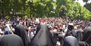 برداشت هایی از اعتراض دانشجویان به قانون حجاب