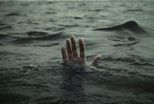 شهرکریمه – جسد جوان غرق شده در دهستان قاهان قم از آب بیرون کشیده شد