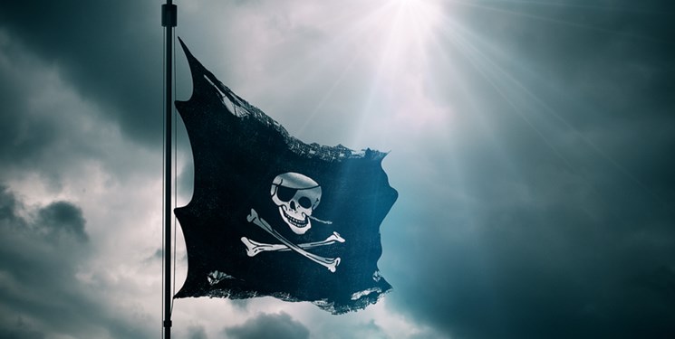 حسین شریعتمداری:‌ کله پاچه نذری نمی‌دهند، پرچم دزدان دریایی است!