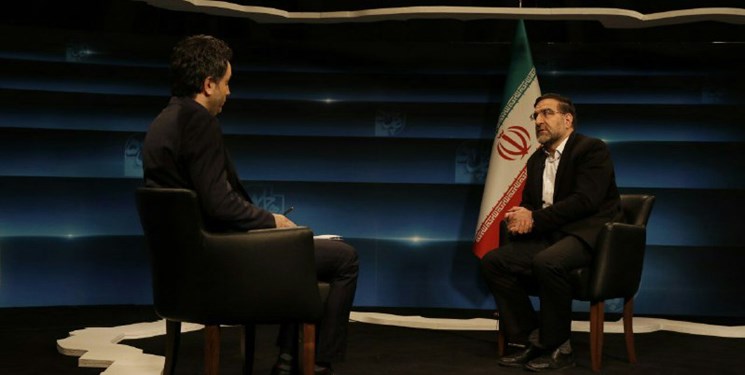 امیرآبادی: احتمال حضور لاریجانی در انتخابات مجلس/ فکر نمی‌کردیم دولت روحانی اینقدر ضعیف باشد