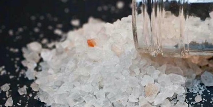 کشف ۴ کیلوگرم مواد افیونی شیشه در قم