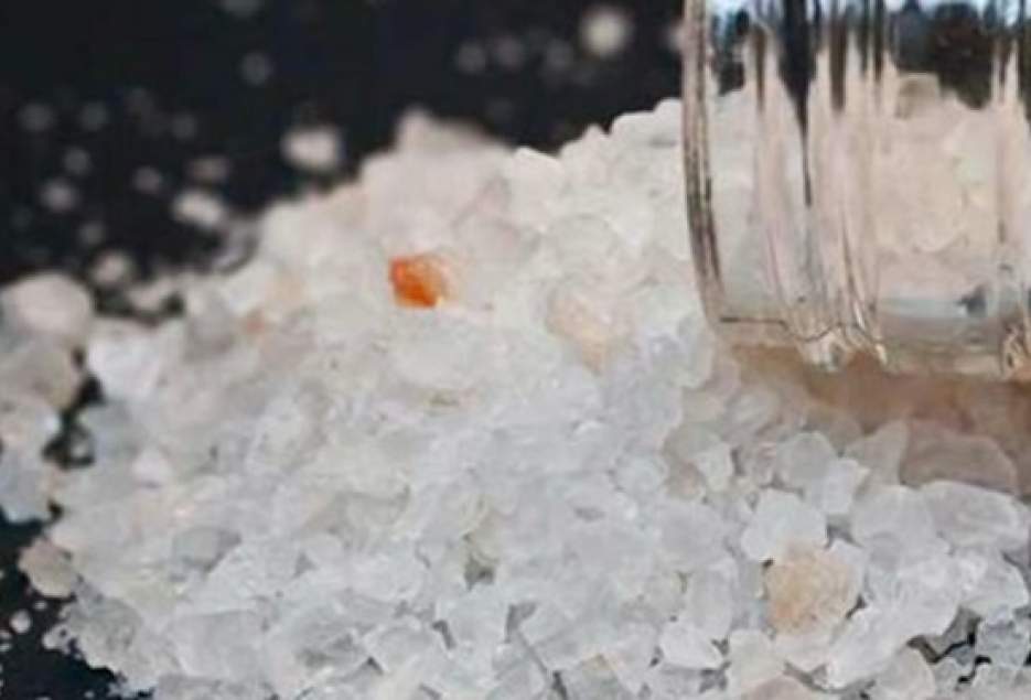 شهرکریمه – کشف ۴ کیلوگرم مواد افیونی شیشه در قم