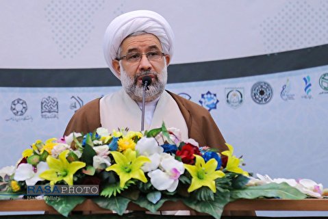 انقلاب اسلامی مهم‌ترین حادثه تاریخی کشور به شمار می‌رود