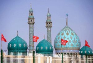 شهرکریمه – مسجد جمکران با خیرین درتوزیع گوشت قربانی مشارکت می‌کند
