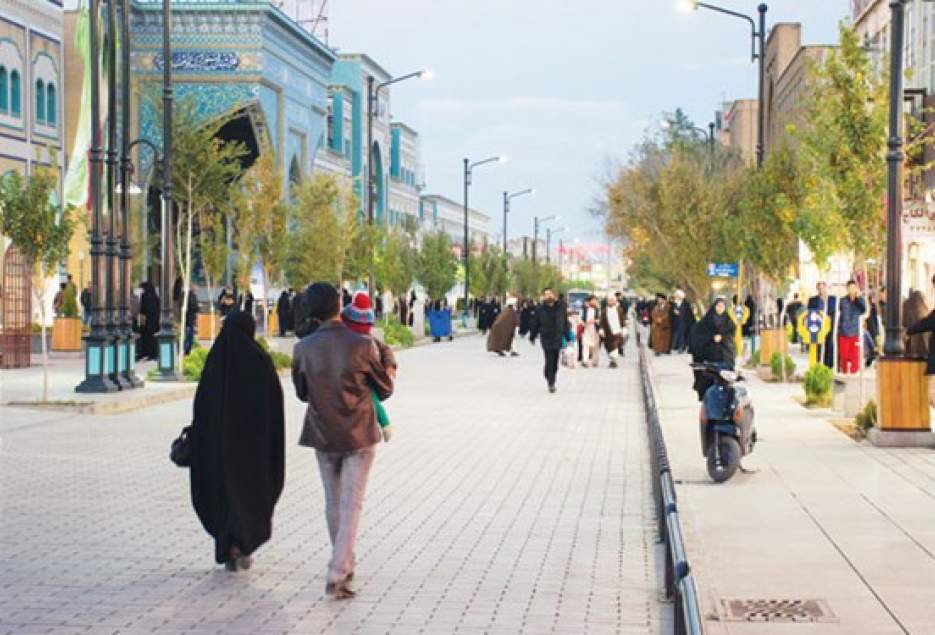 شهرکریمه – پیشرفت ۶۰ درصدی پروژه پیاده‌راه‌سازی خیابان انقلاب
