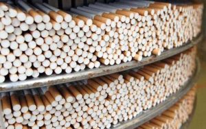 بالغ بر ۵ هزار نخ سیگار قاچاق در قم کشف شد