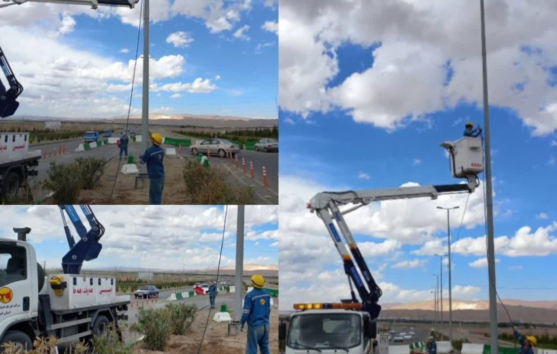 اصلاح شبکه روشنایی معابر در بلوار امام صادق (ع) شهرک پردیسان از طریق کابلکشی هوایی
